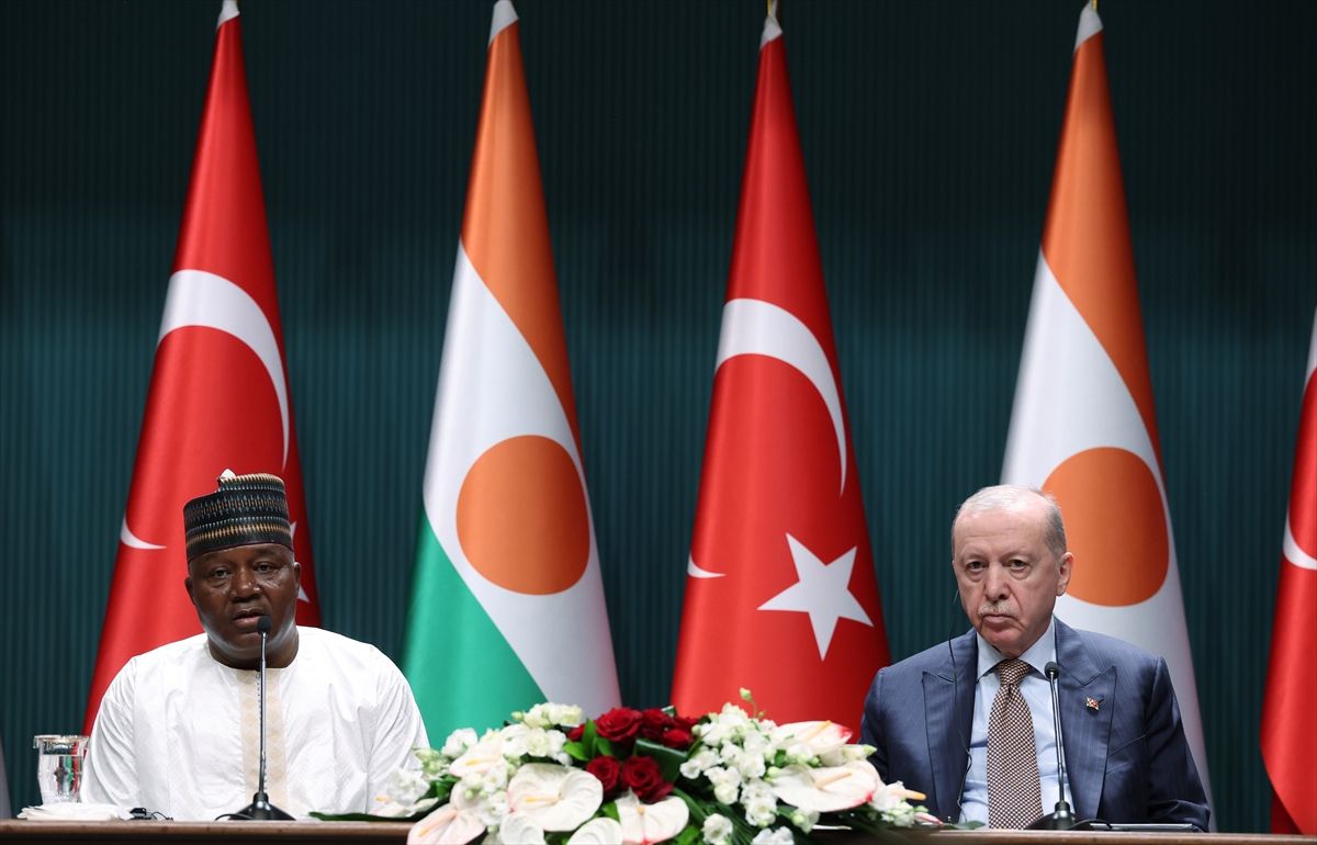 Erdoğan ve Tchiani\'nin huzurunda Türkiye-Nijer anlaşmaları imzalandı