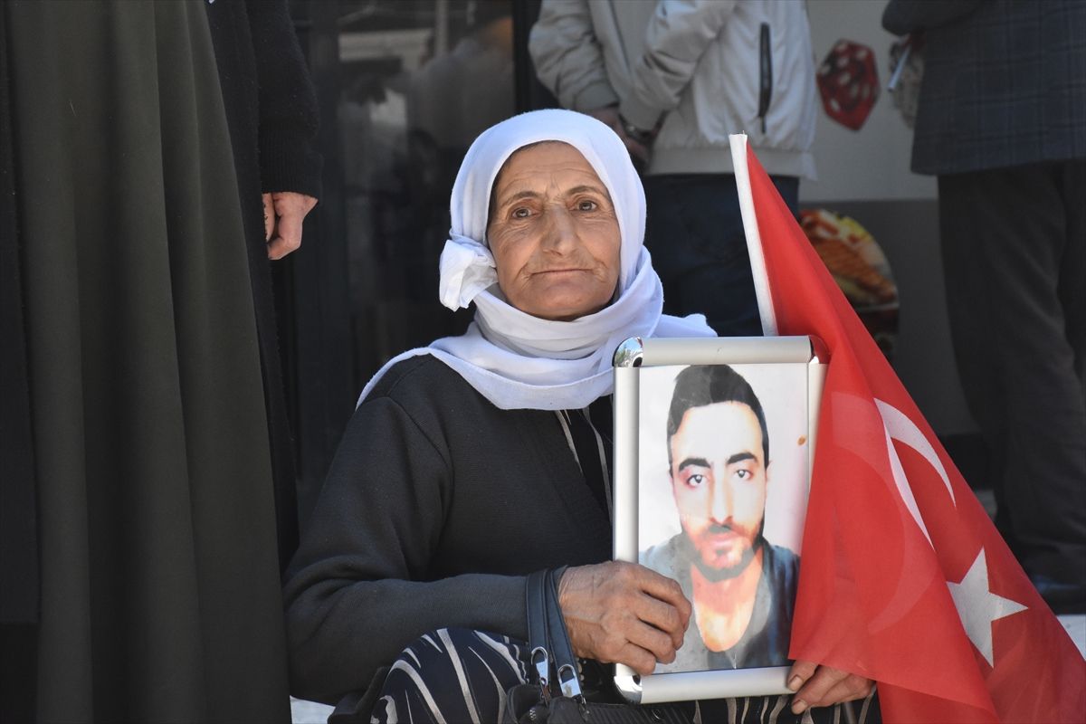 Van\'da Kaçırılan Çocuklar İçin Eylem Devam Ediyor