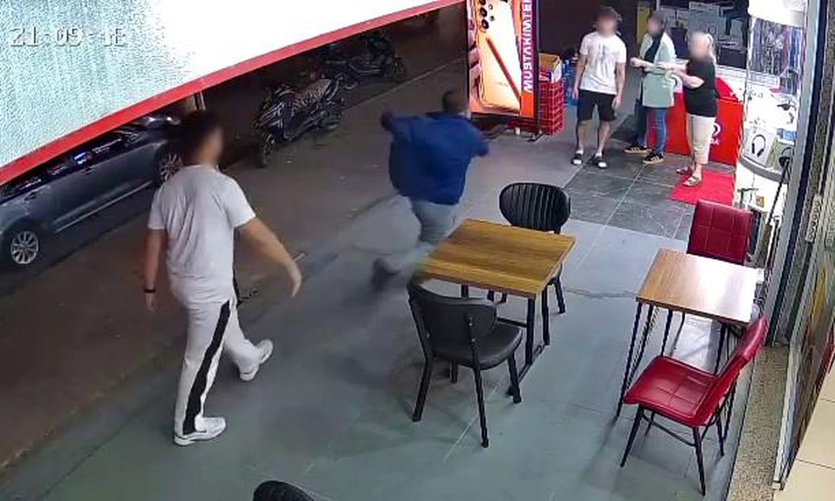 Esenyurt\'ta Alkollü Adamın Bıçaklı Saldırısı