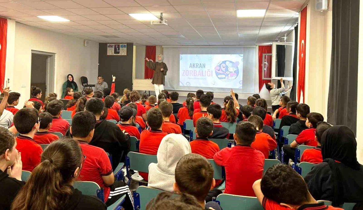 Akran Zorbalığına Karşı Seminerler