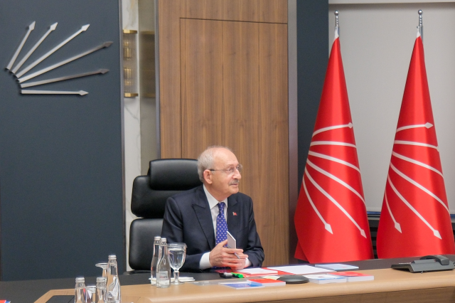 CHP'nin MYK toplantısından 'tasfiye' sinyali çıktı: Kemal Bey görevden alma yetkisini kullanabilir