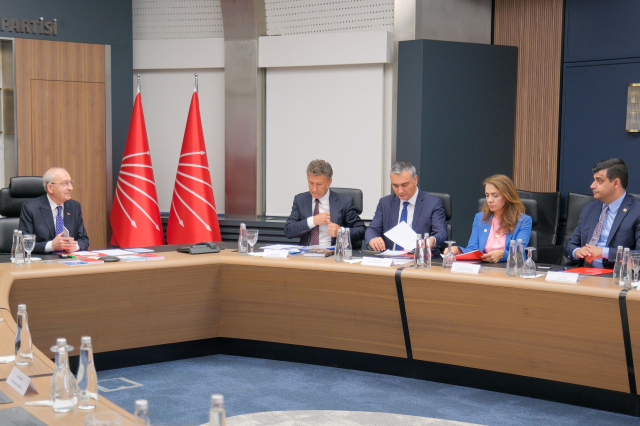 CHP'nin MYK toplantısından 'tasfiye' sinyali çıktı: Kemal Bey görevden alma yetkisini kullanabilir
