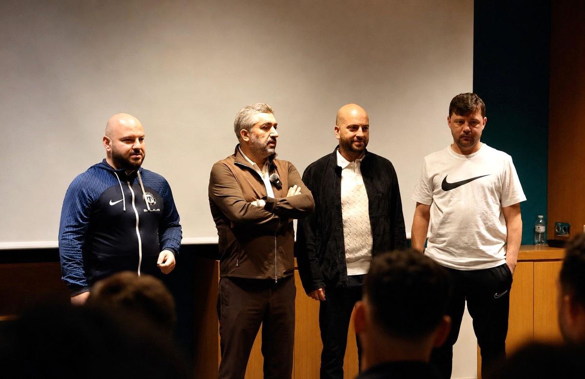 Savaş Balçık\'tan Futbolculara Anlamlı Jest