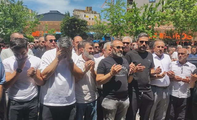 Daltonlar'ın hedefindeki Engin Polat cenazede çelik yelek giydi