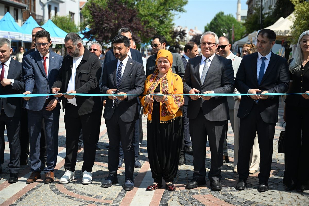 Edirne\'de Hayat Boyu Öğrenme Haftası Coşkusu