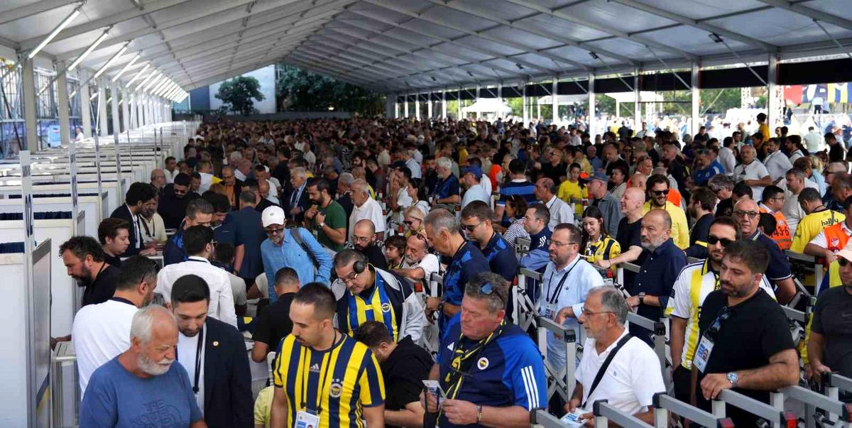 Fenerbahçe\'de Başkanlık Seçimi Heyecanı