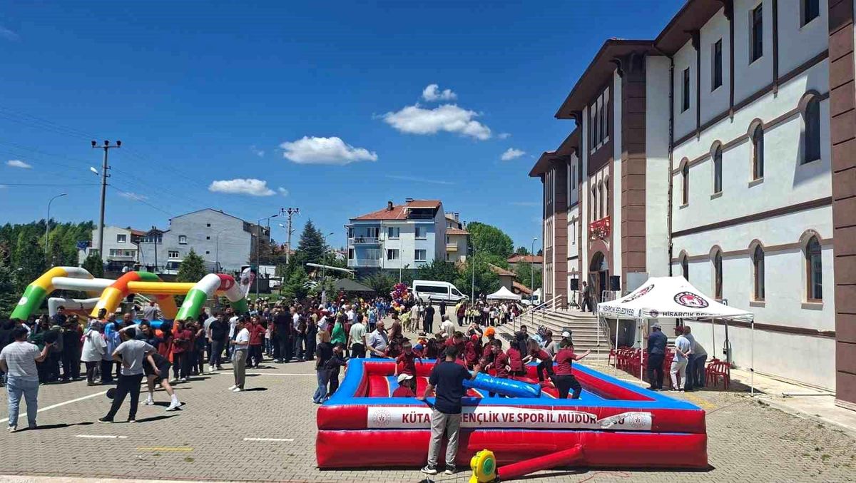 Hisarcık\'ta "Spor Her Yerde" etkinliği coşkuyla gerçekleştirildi