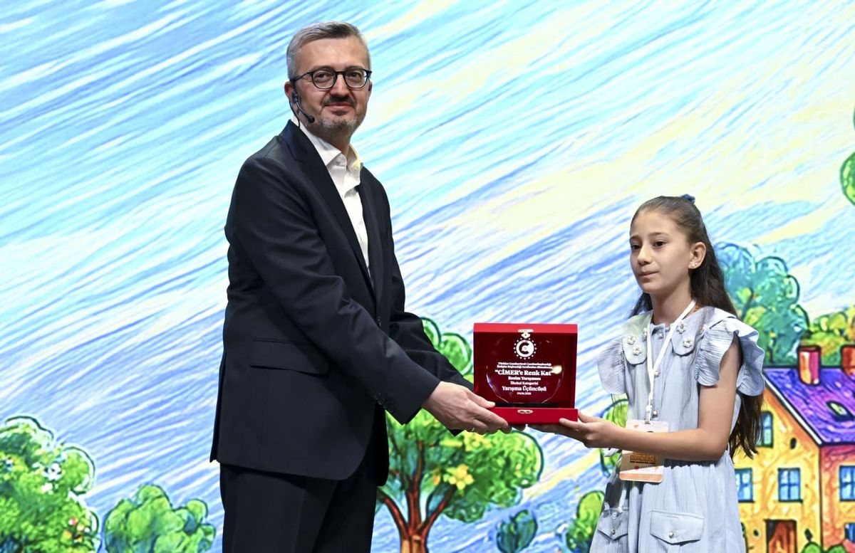 Esila Naz Andız, CİMER Resim Yarışması\'nda Türkiye Üçüncüsü