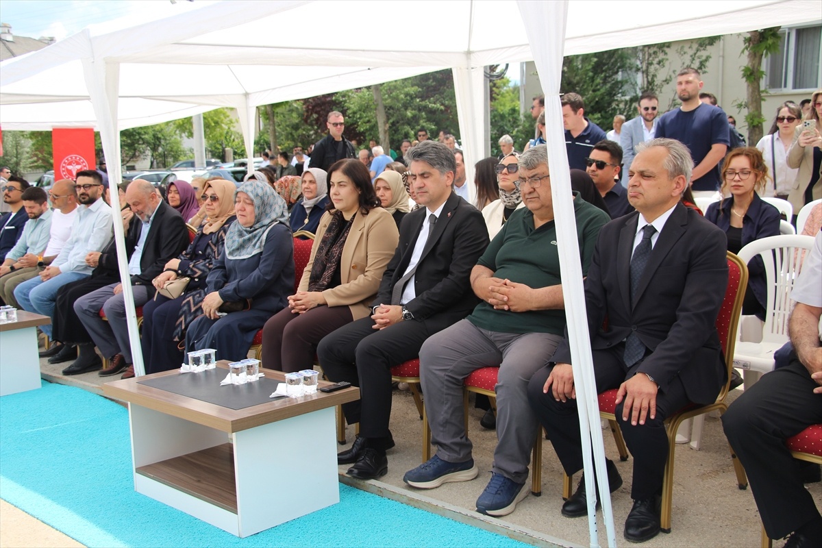 Gültekin ailesi adına sağlık istasyonu ve çeşme açıldı