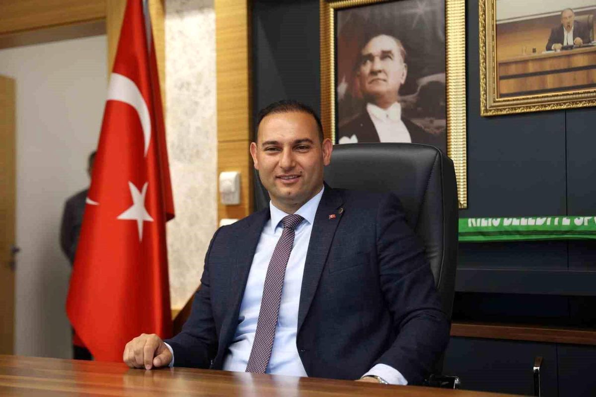 Kilis Belediye Başkanı Hakan Bilecen CHP\'den istifa etti