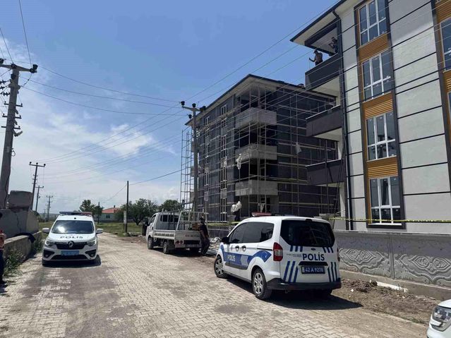 Kulu'da İşçi Elektrik Çarpmasıyla Düşerek Yaralandı