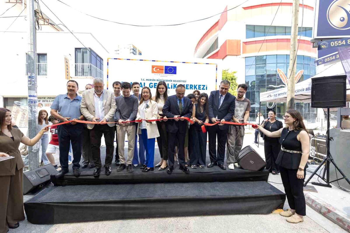 Mersin\'de gençleri geleceğin mesleklerine hazırlayacak merkez açıldı