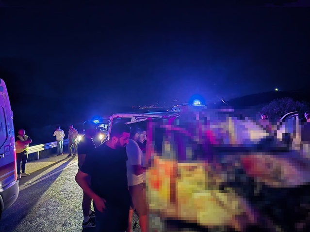Bingöl'de Minibüs Atla Çarpıştı: 1 Ölü, 2 Yaralı