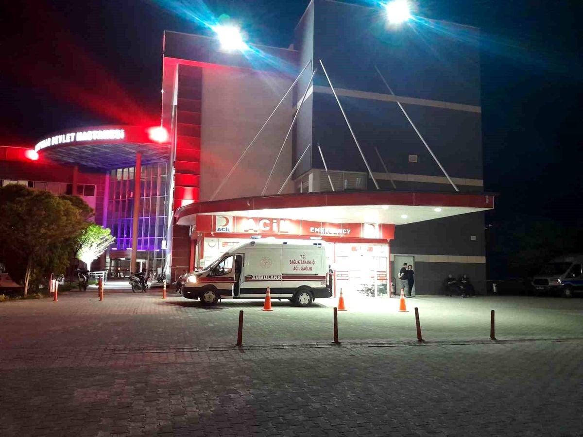 Karapınar\'da Trafik Kazası: 4 Yaralı
