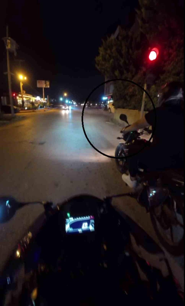 Hatay'da Kontrolden Çıkan Araç Duvara Çarptı