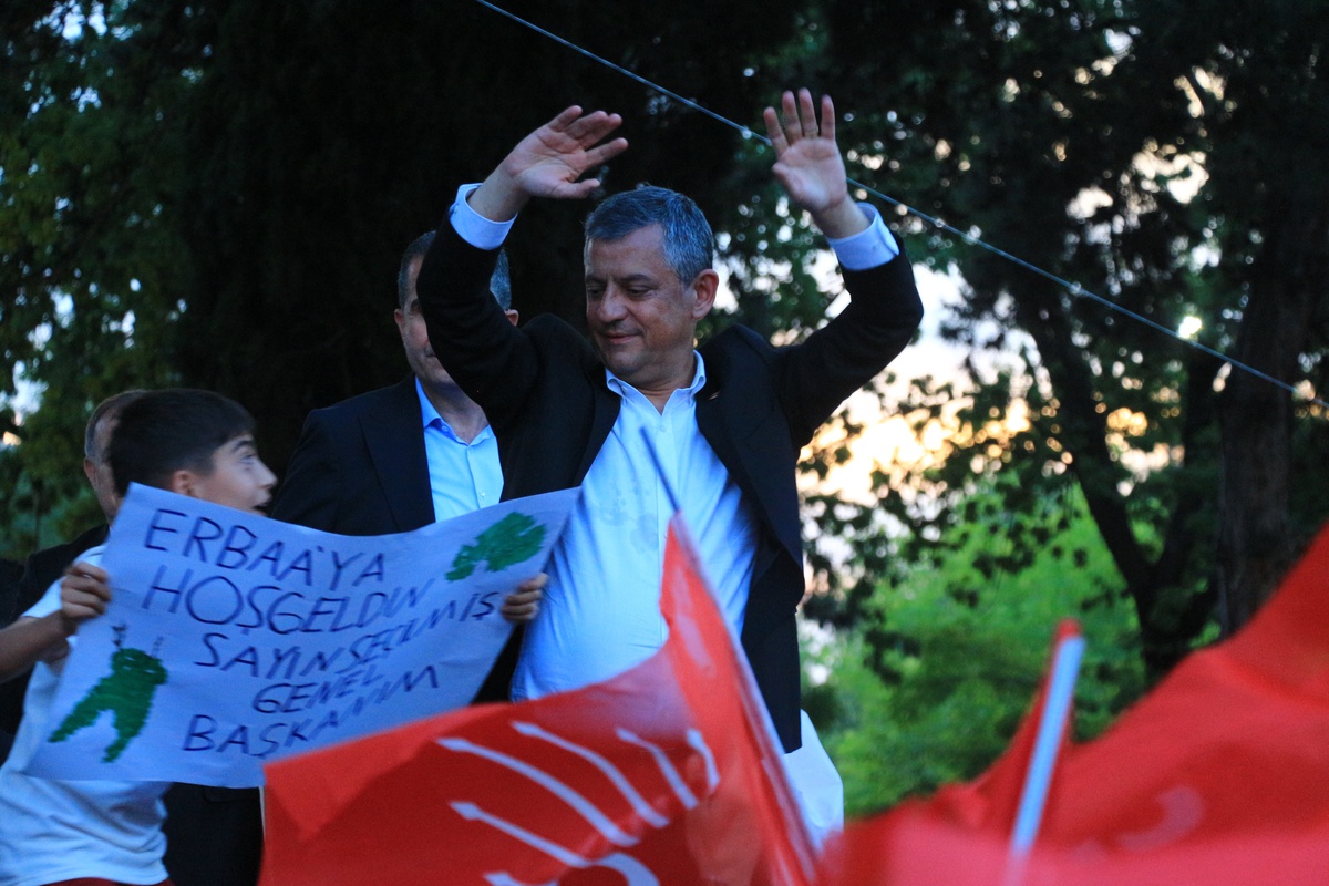 Özgür Özel: Erdoğan Siyasete Darbe Yapıyor