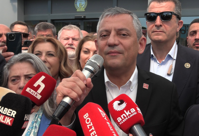 Özel'e Trabzon'da görkemli karşılama: Sizler tarihin doğru tarafındasınız