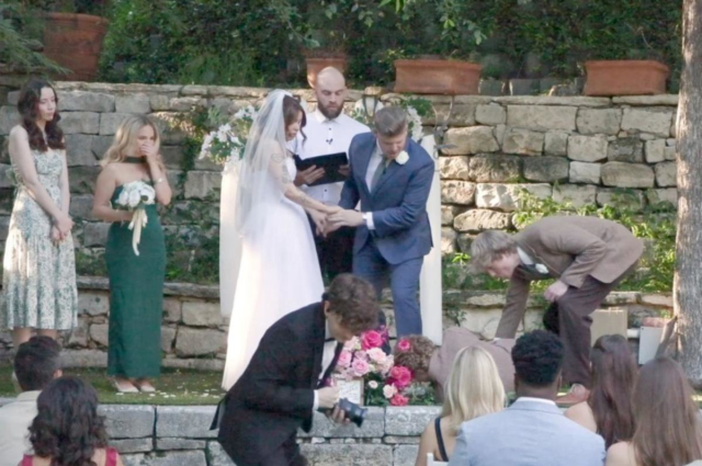 Sağdıç yere yığıldı, nikah memuru istifini bile bozmadı