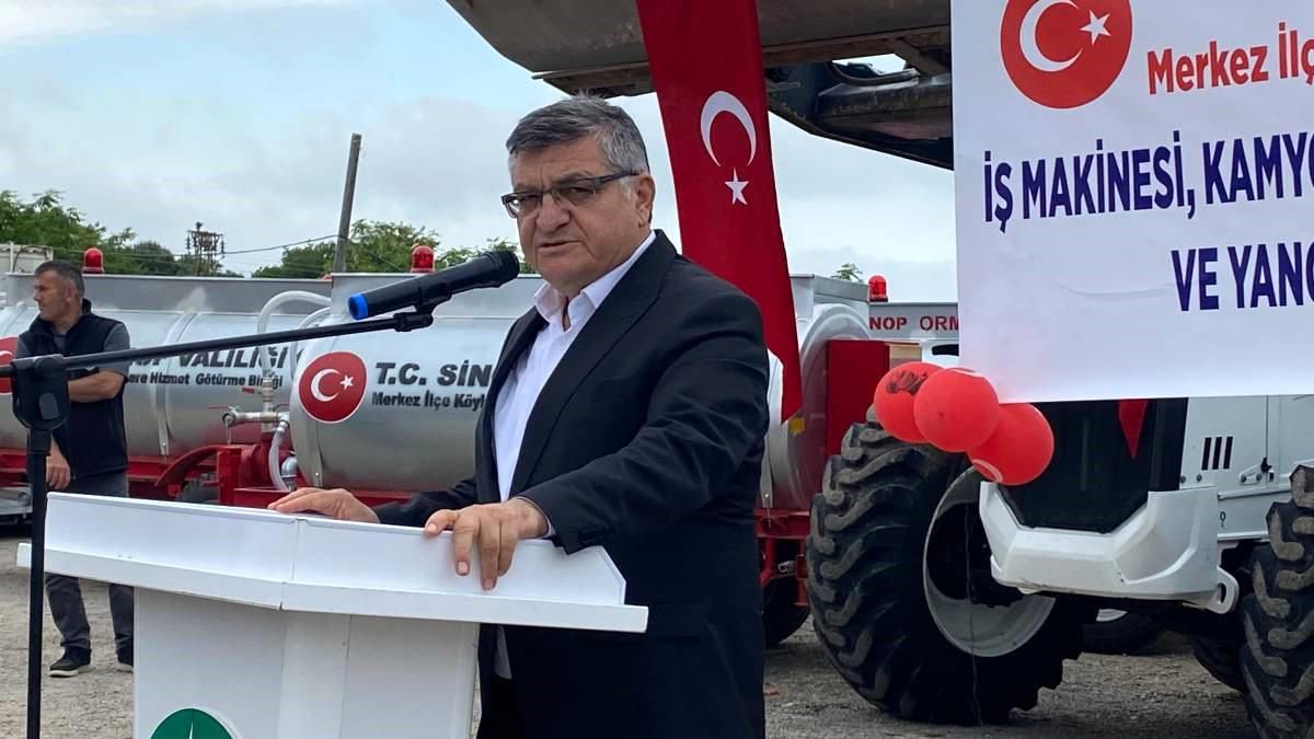 Sinop\'ta Yeni Hizmet Araçları Teslim Töreni