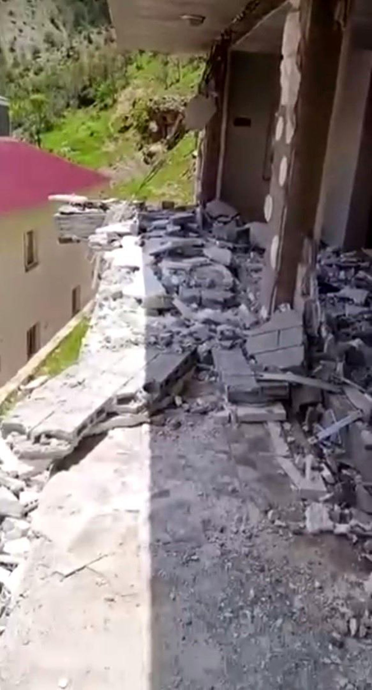 Beytüşşebap\'ta kaplıcada patlama: 1 yaralı