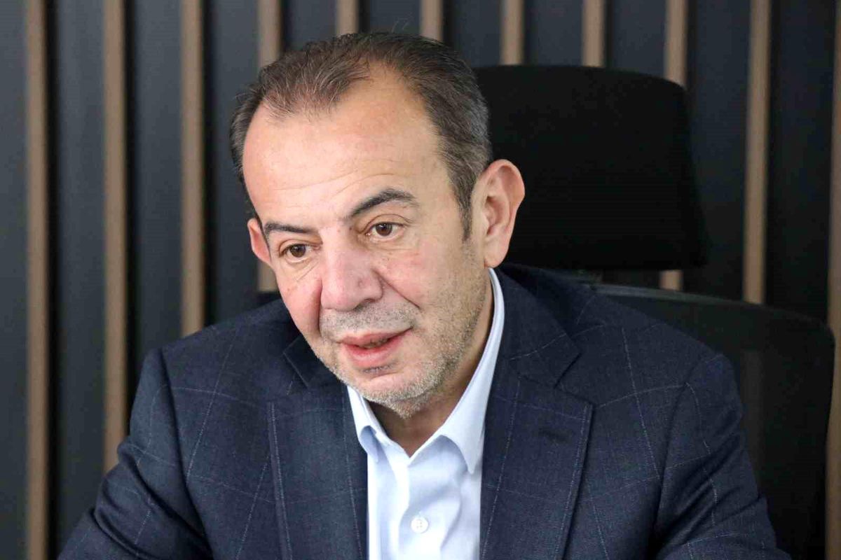 Özcan\'ın sığınmacı ve şantaj davaları ertelendi