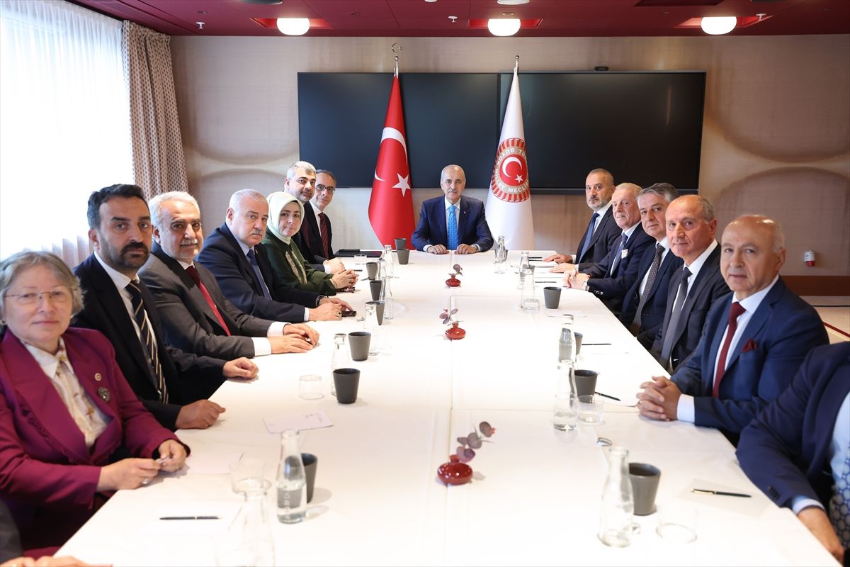Kurtulmuş, Süryani Temsilcileriyle Görüştü
