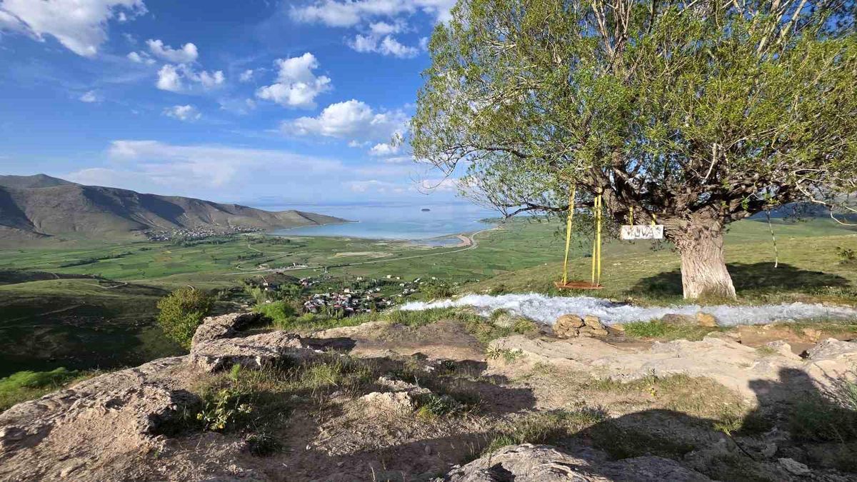 Van\'ın Eşsiz Güzellikleri