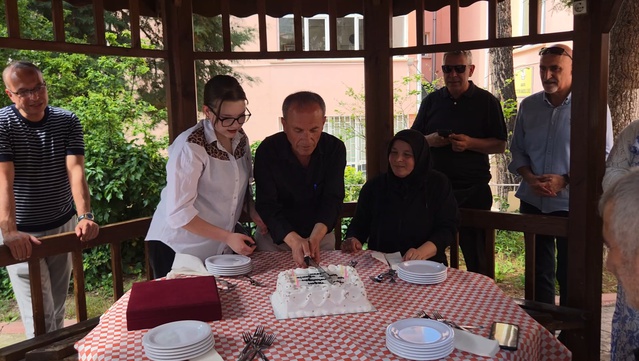 Osman Özkan Emekliye Ayrıldı