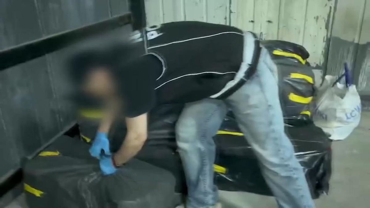 Arnavutköy\'de 398 Kilogram Skunk Ele Geçirildi