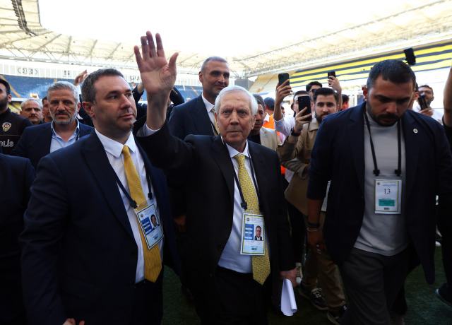 Aziz Yıldırım: Messi lazımsa Messi, Ronaldo lazımsa Ronaldo gelir
