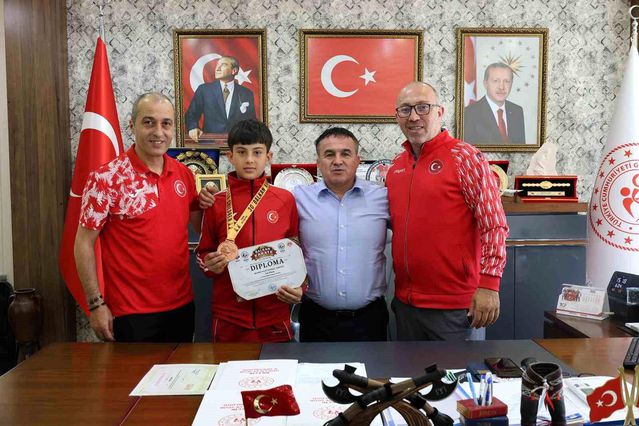 Bilecikli Sporcudan Balkan Üçüncülüğü