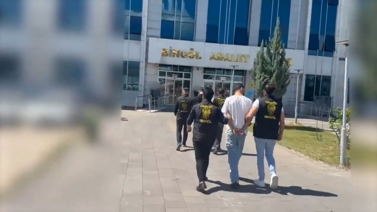 Bingöl\'de Kasten Yaralama ve Silah Bulundurma Tutuklaması
