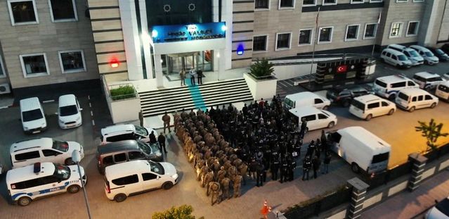 Bitlis'te Uyuşturucu Operasyonu: 18 Gözaltı, 13 Tutuklama