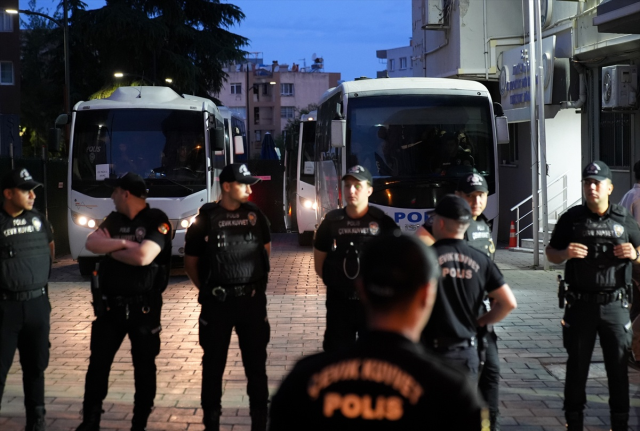 Buca Belediyesi soruşturması: Belediye Başkanı Görkem Duman ve eski Belediye Başkanı Erhan Kılıç tutuklandı