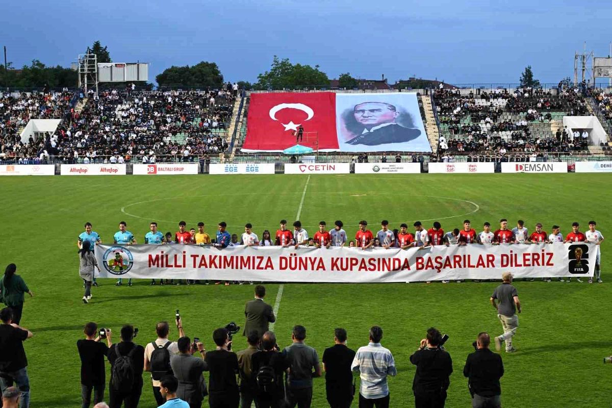 Denizli\'de \'Mahallemde Maç Var\' turnuvası coşkulu finalle sona erdi