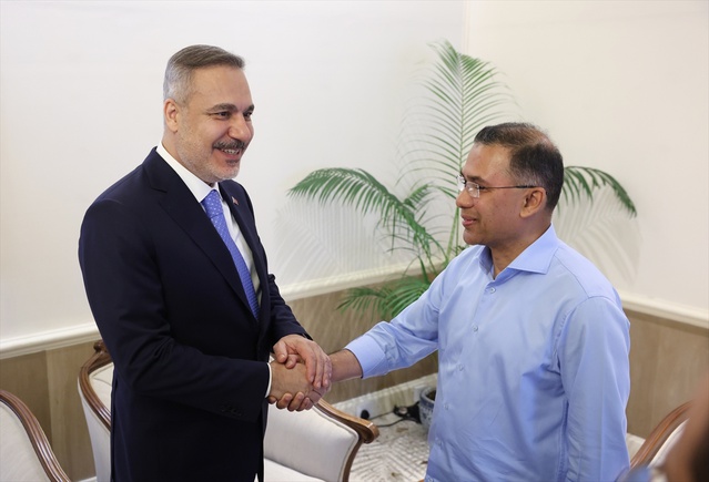 Hakan Fidan, Bangladeş Başbakanı ile Görüştü