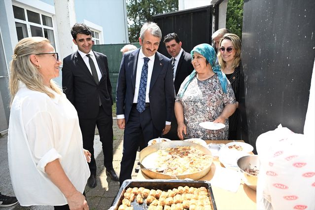 Vali Sezer'den Kadın Girişimcilere Destek