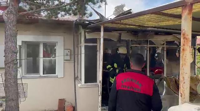 Erzincan'da Evde Yangın