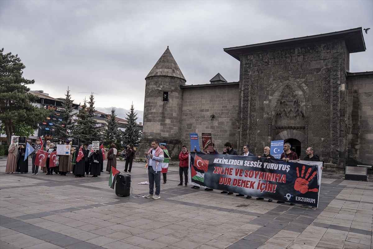 Erzurum\'da Hekimlerden Gazze İçin Protesto