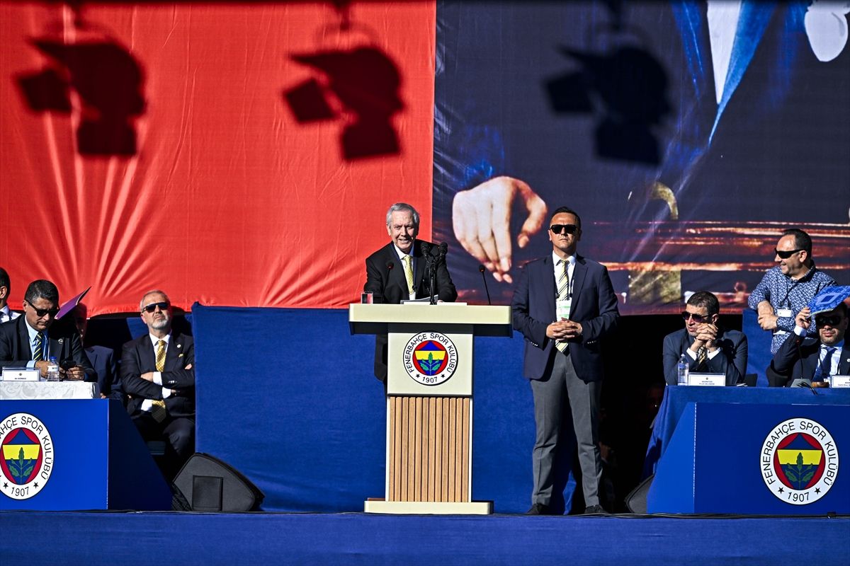 Aziz Yıldırım\'dan Fenerbahçe Vurgusu