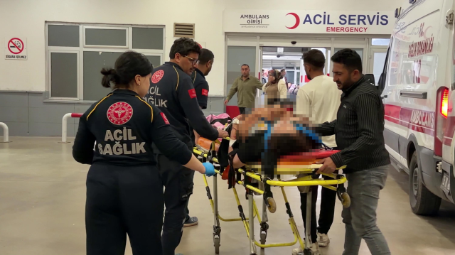 Hafif ticari araç takla attı: 1’i bebek 3 ölü, 4 yaralı