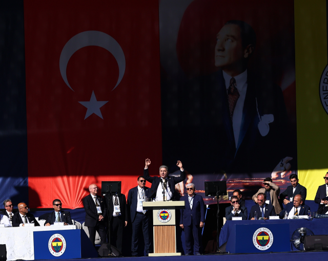 Hakan Safi, müjdeyi ''2 yöneticim Londra'da bekliyor'' diyerek verdi