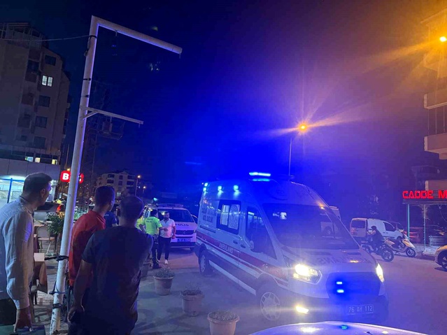 Iğdır'da Yaşlı Adam Trafik Kazasında Yaralandı