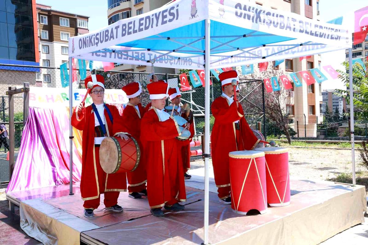 Kahramanmaraş\'ta özel çocuklara bahar şenliği