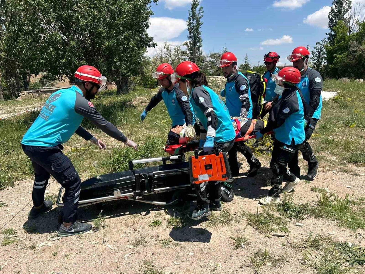 Niğde\'de UMKE Eğitimi Tamamlandı
