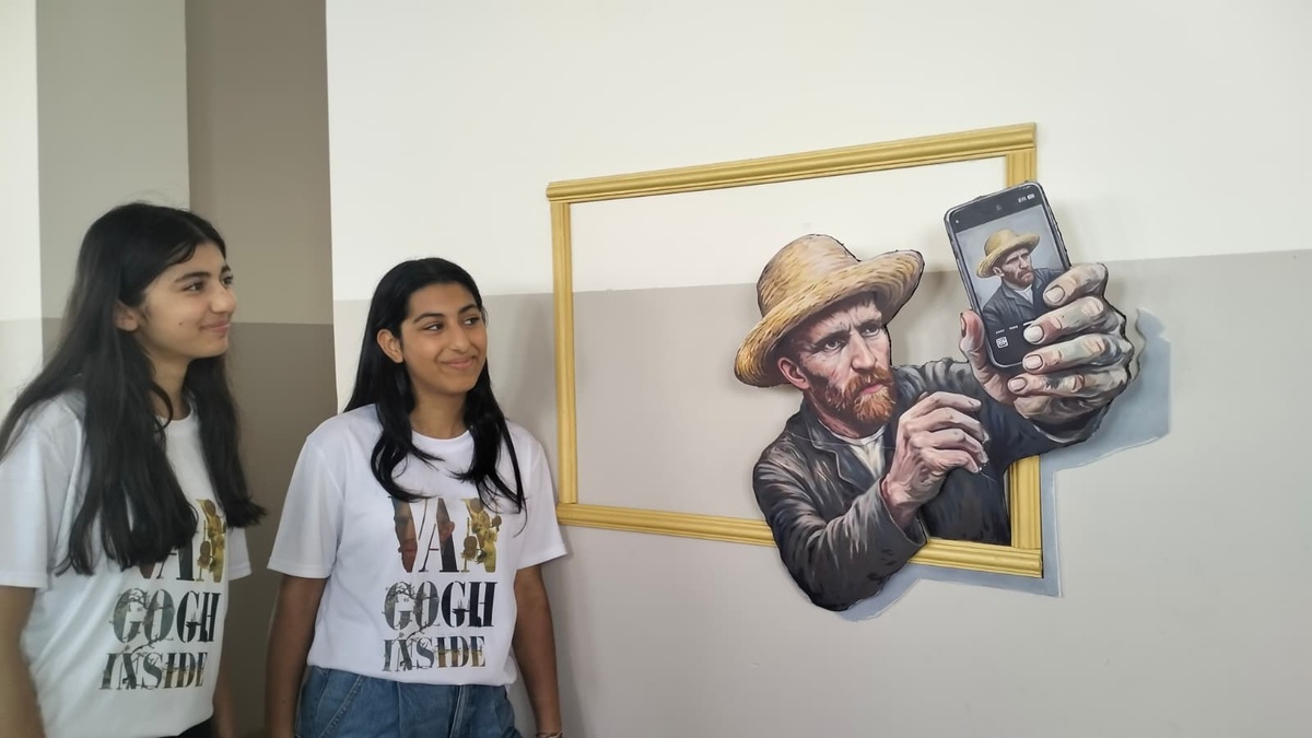 Van Gogh\'un Eserleri Atık Malzemelerle Yeniden Hayat Buldu