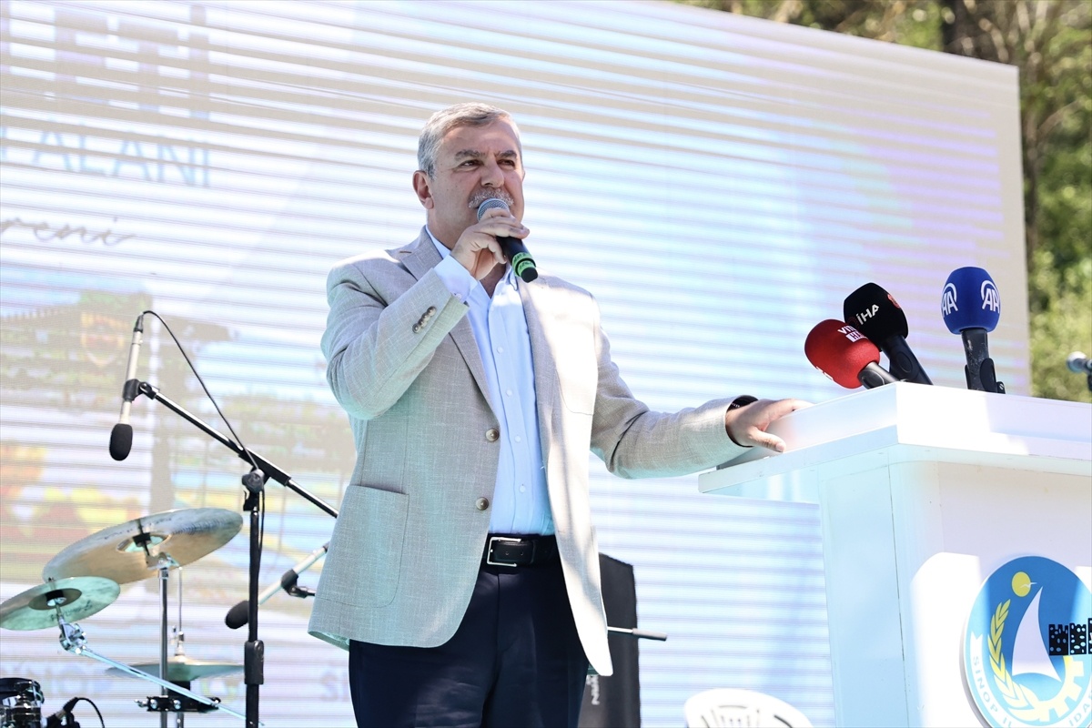 Sinop’ta Nisi Göleti Sosyal Yaşam Alanı Açıldı