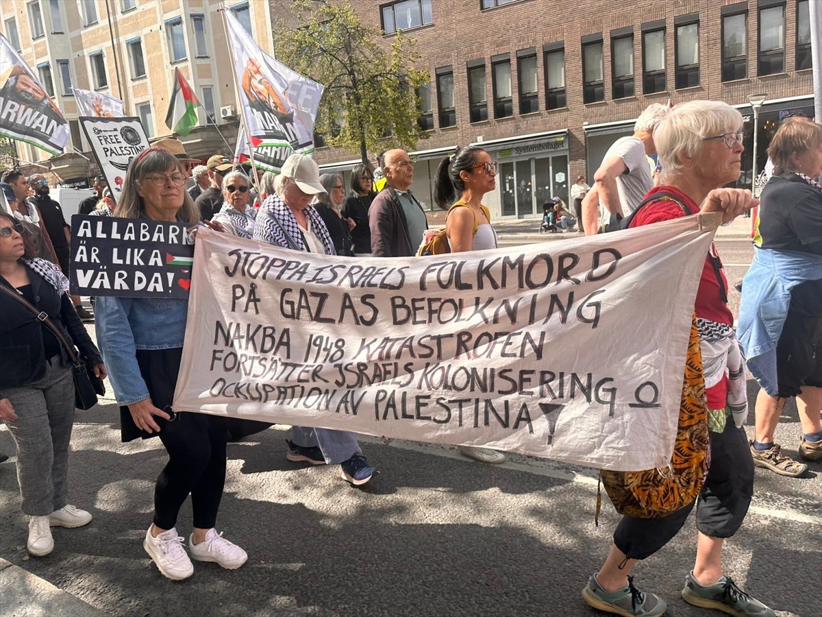 Stockholm\'de Filistin ve Lübnan İçin Gösteri