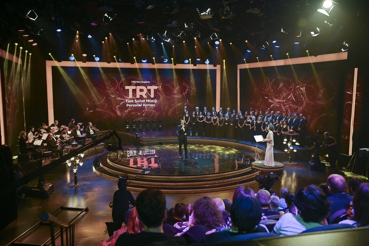 TRT Sanat Müziği Korosu Başkentte Konser Verdi
