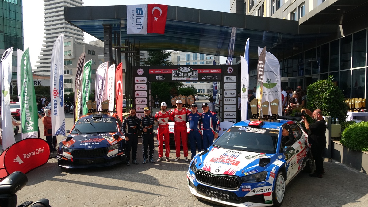 Yeşil Bursa Rallisi\'nde Birincilik Kazaz\'ın